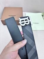 BURBERRY Men's Metal Buckle Top Layer Leather Double-Sided Belt Width: 4.0cm - Image 4