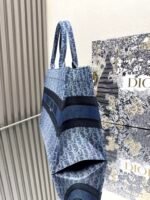 Dior book tote denim blue 【medium 】shopping bag - Image 4