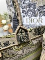 𝗗𝗜𝗢𝗥 Apricot Yellow Tiger 【medium 】 𝗕𝗼𝗼𝗸 𝘁𝗼𝘁𝗲 Shopping Bag - Image 7