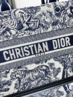 Dior old blue tiger embroidery patchwork leather with shoulder strap 【Medium】 book tote shopping bag - Image 9