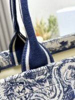 Dior old blue tiger embroidery patchwork leather with shoulder strap 【Medium】 book tote shopping bag - Image 6