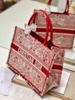 Dior Croce Heart Red 【Medium】 Embroidered Shopping Bag - Image 9