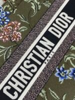 Dior【Military Green Bauhinia】【Medium】 Embroidered Shopping Bag - Image 10