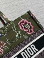 Dior【Military Green Bauhinia】【Medium】 Embroidered Shopping Bag - Image 9