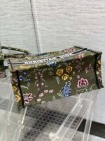 Dior【Military Green Bauhinia】【Medium】 Embroidered Shopping Bag - Image 7