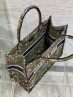 Dior【Military Green Bauhinia】【Medium】 Embroidered Shopping Bag - Image 6