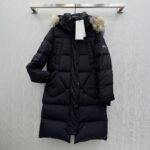 Canada Goose Casual Raccoon Fur Collar Down Jacket - Image 7