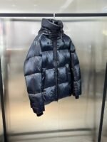 𝘾𝘼𝙉𝘼𝘿𝘼 𝙂𝙊𝙊𝙎𝙀 Crofton puff down jacket - Image 10