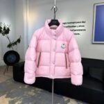 𝑮𝑬𝑵𝑰𝑼𝑺 𝒙 𝑷𝑨𝑳𝑴 𝑨𝑵𝑮𝑬𝑳𝑺 Short down jacket