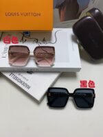 Louis Vuitton 2024 New Unisex Anti-UV Sunglasses - Image 10