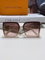 Louis Vuitton 2024 New Unisex Anti-UV Sunglasses - Image 4