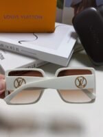 Louis Vuitton 2024 New Sunglasses for Women - Image 7