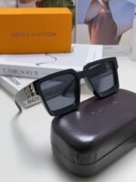 LOUIS VUITTON Sunglasses - Image 4