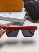 LOUIS VUITTON Sunglasses - Image 7