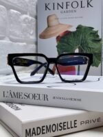 LOUIS VUITTON Sunglasses - Image 10