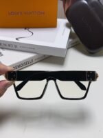 LOUIS VUITTON Sunglasses - Image 8