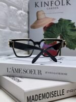 LOUIS VUITTON Sunglasses - Image 5