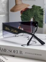 Louis Vuitton 2024 new metal square one-piece sunglasses for men and women - Image 9