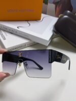 Louis Vuitton 2024 new metal square one-piece sunglasses for men and women - Image 6