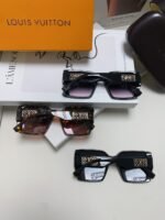 Louis Vuitton 2024 New Polarized Sunglasses for Women - Image 3