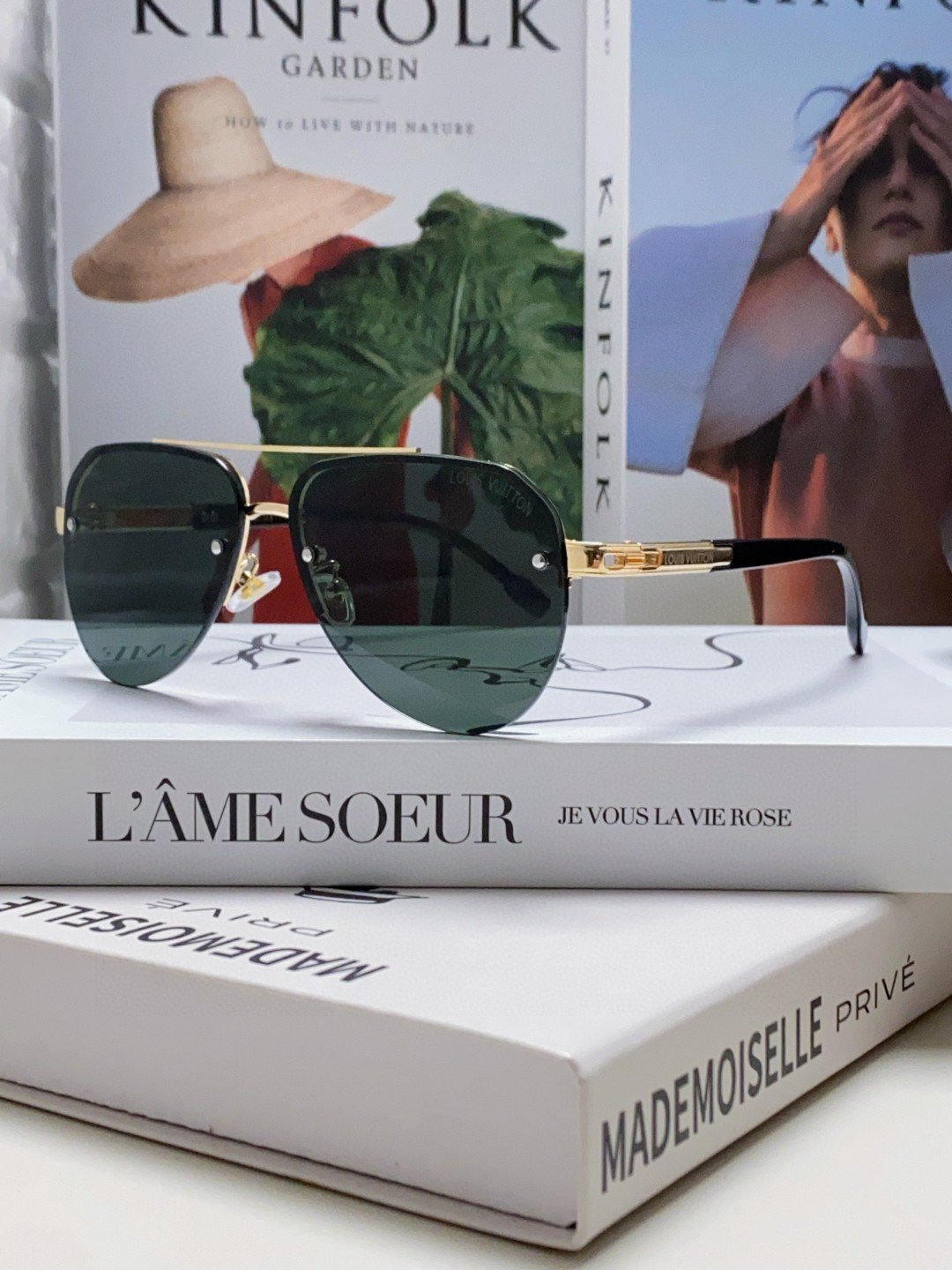 wsxc1732482790419_0 Louis Vuitton 2024 Sunglasses Aviator Metal Oval Half Frame Sunglasses for Men and Wome - Image 1