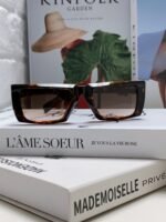 Prada 24-year new three-dimensional square frame sunglasses - Image 10