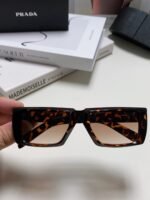 Prada 24-year new three-dimensional square frame sunglasses - Image 8