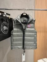 Canada Goose New Fall/Winter Down Vest - Image 7