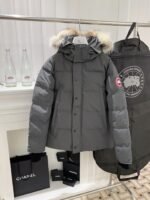𝘾𝘼𝙉𝘼𝘿𝘼 𝙂𝙊𝙊𝙎𝙀 Wyndham series unisex down jacket