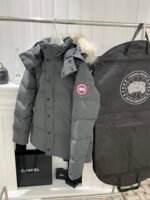 𝘾𝘼𝙉𝘼𝘿𝘼 𝙂𝙊𝙊𝙎𝙀 Wyndham series unisex down jacket - Image 17