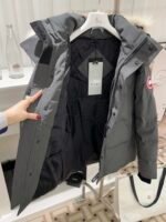 𝘾𝘼𝙉𝘼𝘿𝘼 𝙂𝙊𝙊𝙎𝙀 Wyndham series unisex down jacket - Image 3