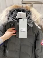 𝘾𝘼𝙉𝘼𝘿𝘼 𝙂𝙊𝙊𝙎𝙀 Wyndham series unisex down jacket - Image 6