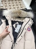 𝘾𝘼𝙉𝘼𝘿𝘼 𝙂𝙊𝙊𝙎𝙀 Wyndham series unisex down jacket - Image 13