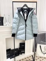 𝘾𝘼𝙉𝘼𝘿𝘼 𝙂𝙊𝙊𝙎𝙀 Down jacket - Image 4