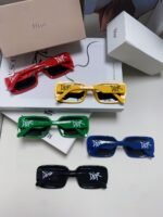 Dior 2024 new square sunglasses for women - Image 3