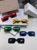 Dior 2024 new square sunglasses for women - Image 3
