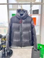 𝘾𝘼𝙉𝘼𝘿𝘼 𝙂𝙊𝙊𝙎𝙀 Crofton puff down jacket