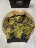 Canada Goose Chilliwack 7999M Bomber Jacket Short Down Jacket Unisex - Image 19