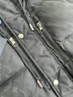 LOUIS VUITTON LOGO Down Jacket - Image 11