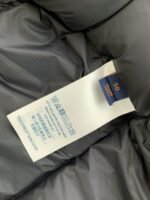 LOUIS VUITTON LOGO Down Jacket - Image 5