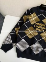 Louis Vuitton ss25 Pre-Spring collection,blended wool round-neck sweater - Image 3