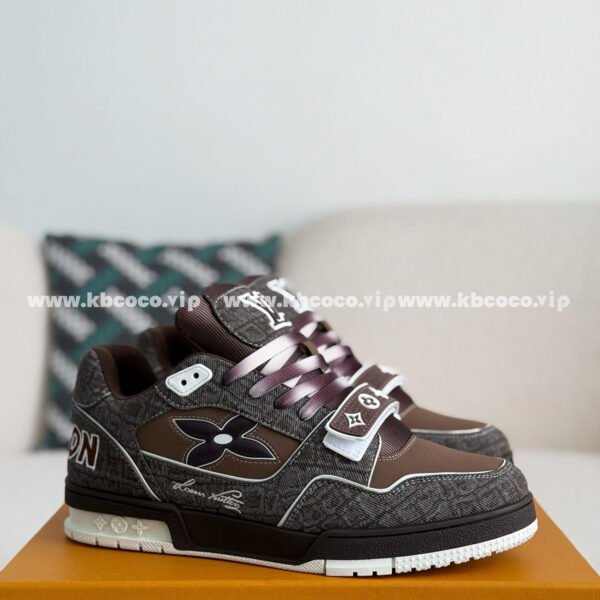 LOUIS VUITTON TRAINER SNEAKERS