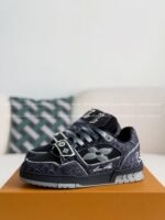 LOUIS VUITTON TRAINER SNEAKERS - Image 2