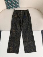 Louis Vuitton Costumes