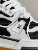 LOUIS VUITTON TRAINER SNEAKERS - Image 5