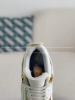 Jordan Air jordan 4 retro kawssuede lightweight wear-resistant non-slip mid-top - Image 6