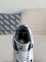 Jordan Air Jordan 4 retro kawssuede lightweight wear-resistant non-slip mid-top - Image 6