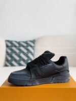LOUIS VUITTON TRAINER SNEAKERS - Image 13