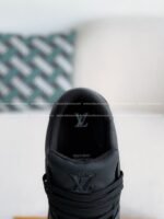 LOUIS VUITTON TRAINER SNEAKERS - Image 8