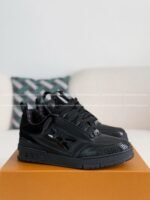 LOUIS VUITTON SKATE LOW-TOP SNEAKERS